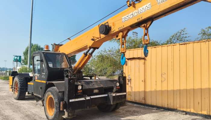 used TRX-1550 Price used escort pick n carry in 1763448953.webp