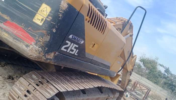 used R-215 Price used hyundai excavator in 1676624503.webp