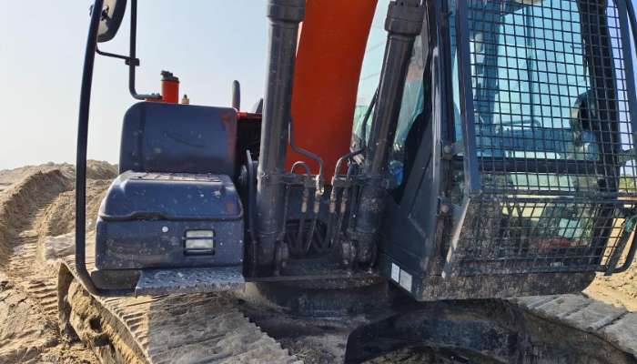 used Zaxis 210 Price used tata hitachi excavator in 1750058346.webp