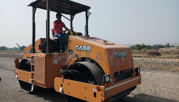 CASE 752 2014 and 2017 Tandem Roller Hire