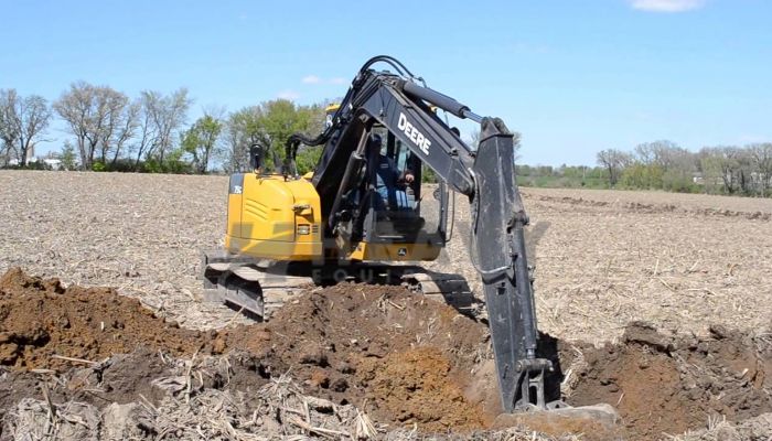 Deere 75G Excavator On Rent