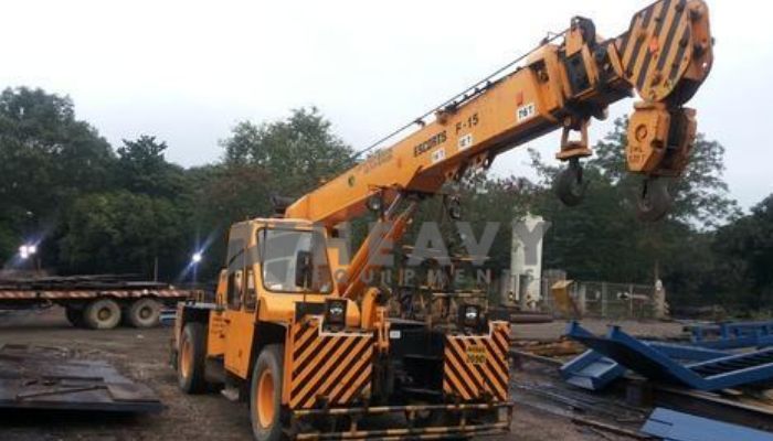 Hydraulic Crane F 15 At 14 Ton Hire