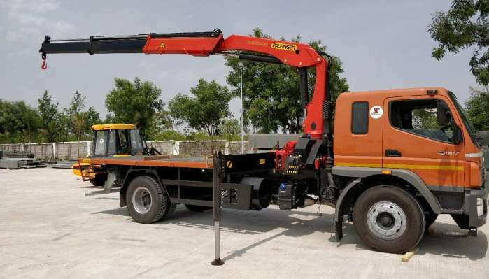 Palfinger Crane for rent 