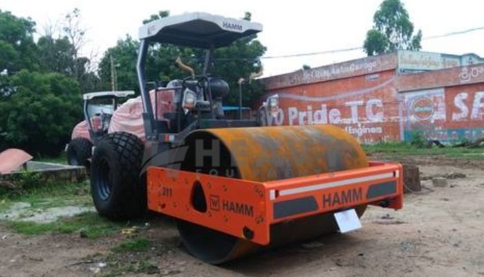 Hire On HAMM 311 Compactor In Bhuj