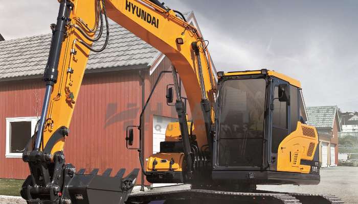 Hire Hyundai R 140 Excavator 