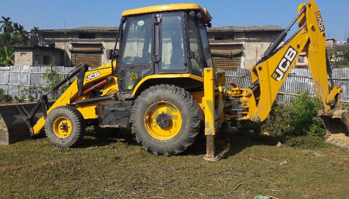 Backhoe Loader Rent In Kutch