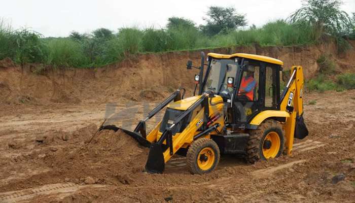 JCB 2DX Backhoe Loader Rent