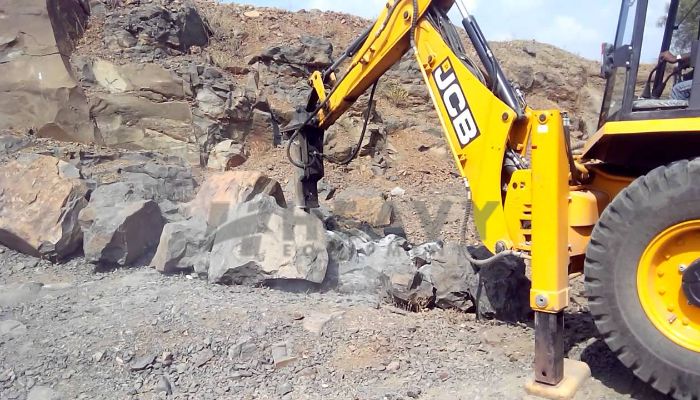 rent jcb rock breaker in kolkata west bengal hire on jcb hm380 rock breaker he 2016 785 heavyequipments_1531119638.png