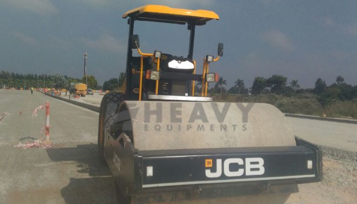 JCB VM 116 Compactor For Rent