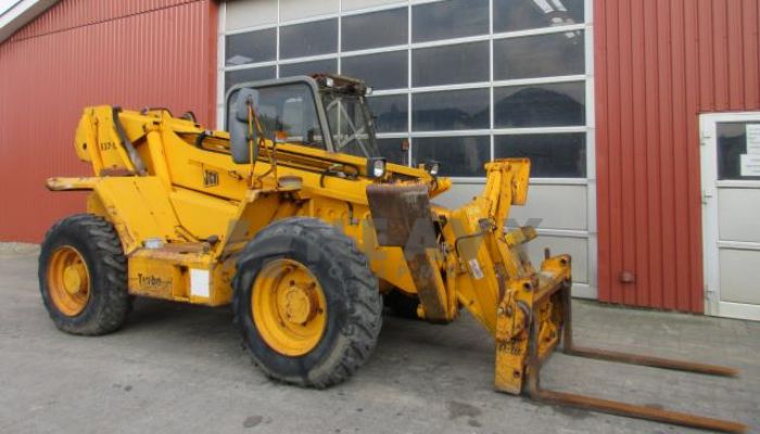 JCB 537H-135 Handler On Rent