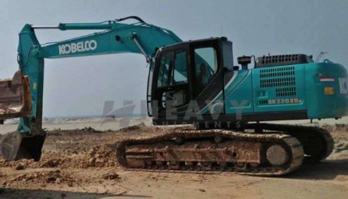 Kobelco SK 220 XDLC Excavator For Rent