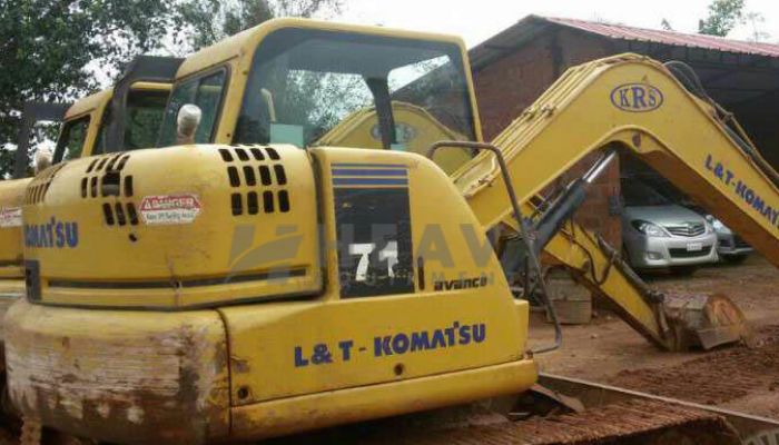 Komatsu Excavator For Rent In Delhi 