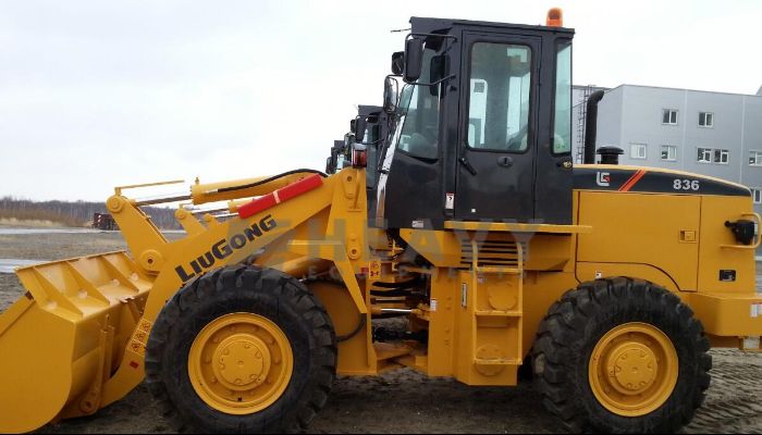 Liugong CLG836 Wheel Loader On Rent