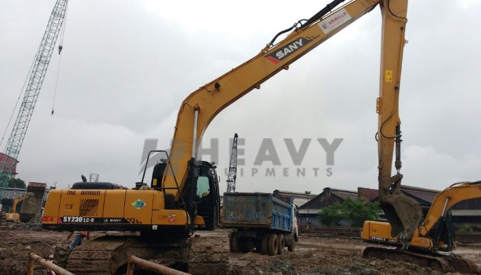 Sy230LR Kobelco Excavator For Rent