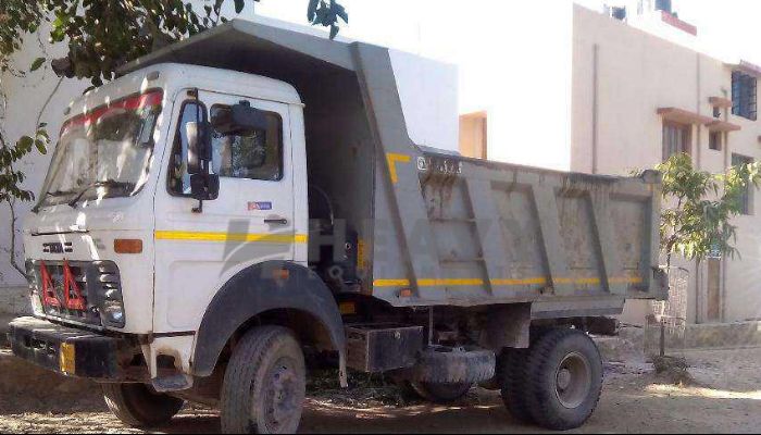 TATA 6 Wheel Dump Truck For Rent