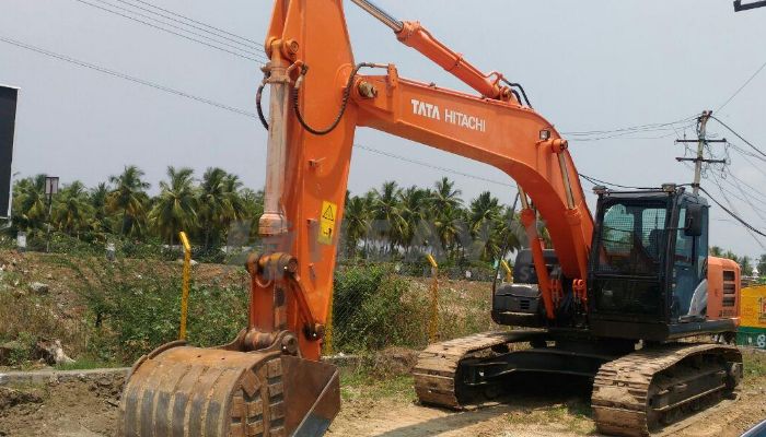 Hire TATA Hitachi Zaxis 220 LC