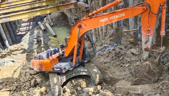 Tata Hitachi Excavator with breaker 
