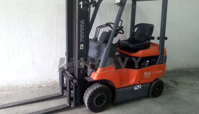 Battery Operated Forklift Rent In Bhuj