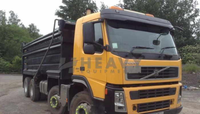 rent volvo trucks in mumbai maharashtra volvo truck fm 400 on rent he 2013 80 heavyequipments_1518244674.png