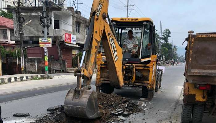 rent jcb backhoe loader in guwahati assam jcb for rent he 2334 1657868122.webp