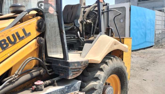 used bull wheel loader in  1681386434.webp