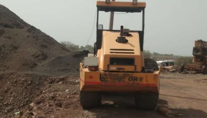 used case soil compactor in mandsaur madhya pradesh soil compactor for sale he 1912 1622693142.webp