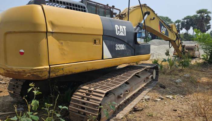 used caterpillar excavator in  1763449789.webp