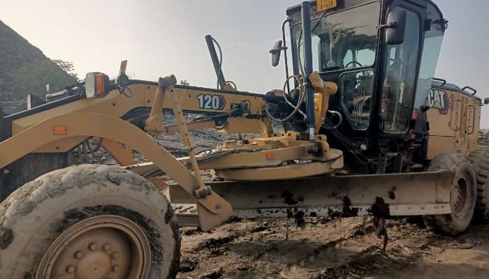 used caterpillar motor grader in  1701691180.webp