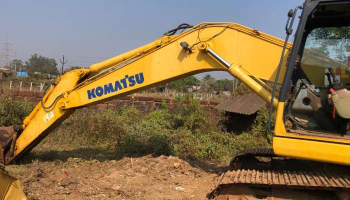 used komatsu excavator in bhubaneswar odisha komatsu 210 for sale in bhubaneswar  he 2039 1640927886.webp