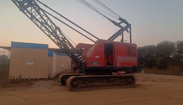 used tata crane in  1682400760.webp