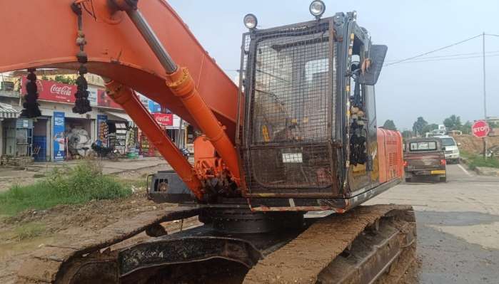 used tata hitachi excavator in  1694148572.webp