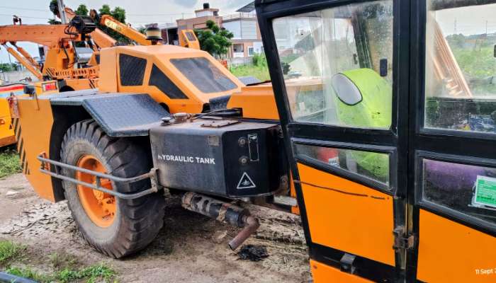 ACE FX-150 HYDRAULIC MOBILE CRANE 