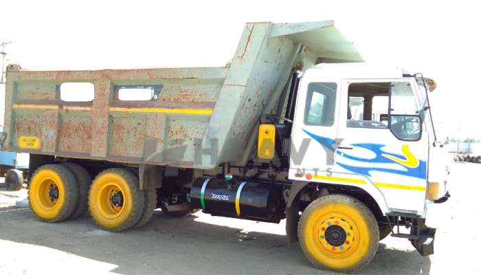 AMW 2518 Tipper for Sale