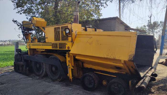 Used Apollo 5500 Paver for Sale 