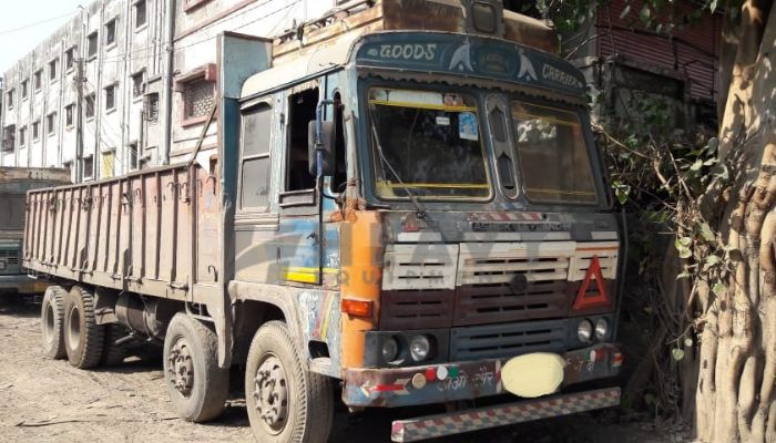 used ashok leyland trucks in ankleshwar gujarat ashok layland 3116 he 2010 1238 heavyequipments_1543559575.png