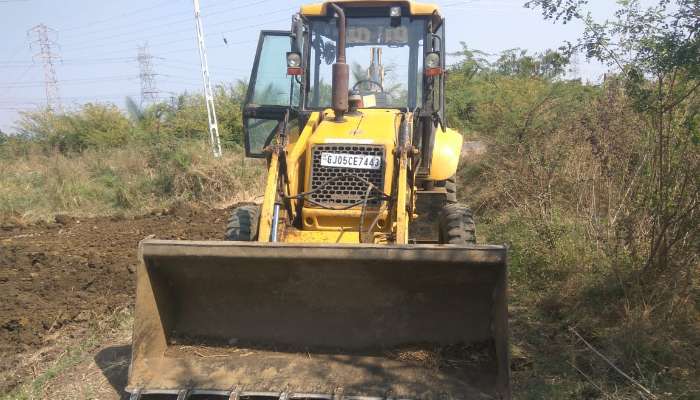  Case 770 Backhoe Loader