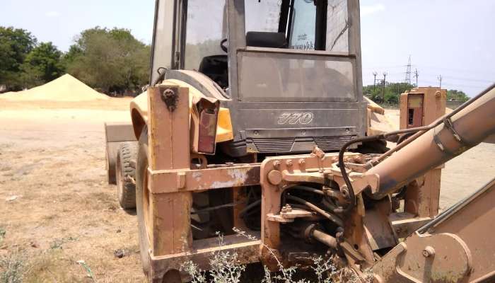 Used CASE 770 Backhoe for Sale 