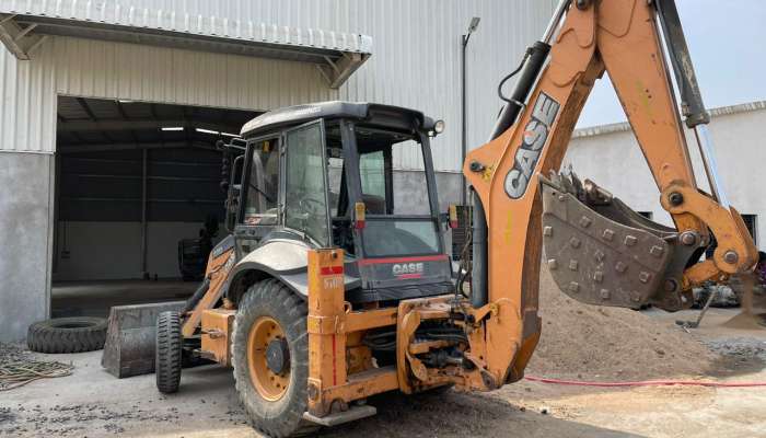 Used Backhoe loader 