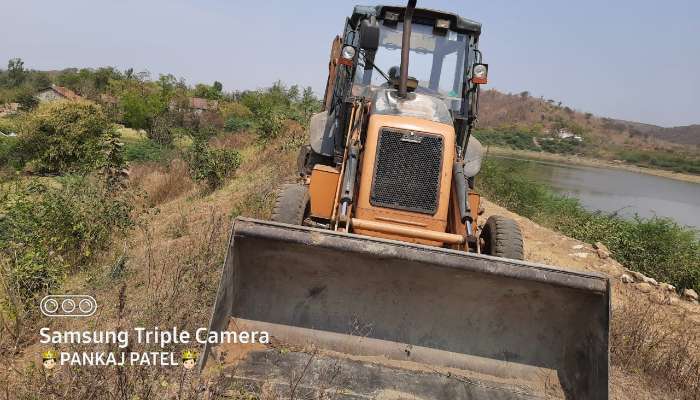 Used CASE Backhoe loader in Gujarat