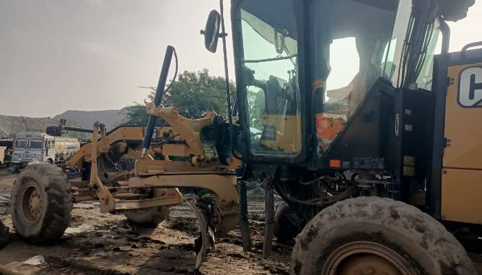 Used cat motor grader