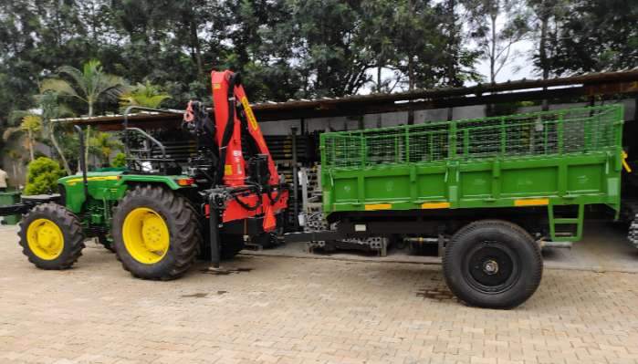 John Deere Tractor Trailer & Pal Finger Crane