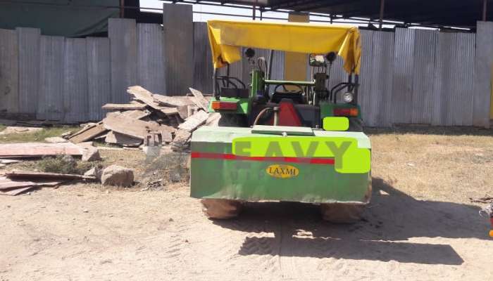 5055E Tractor With loader