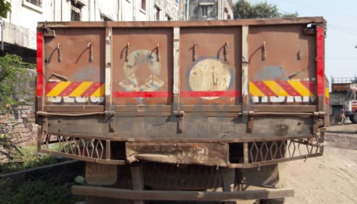 Used Eicher Truck