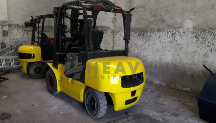 Used Godrej 3 Ton Forklift