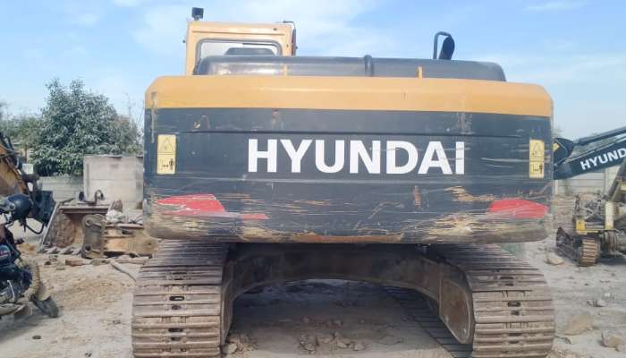 Used Hyundai 215 excavator for Sale