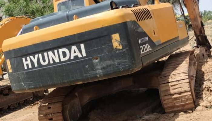 Used Hyundai Excavator R220 for Sale