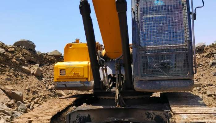 Hyundai 215LC7 used Excavator