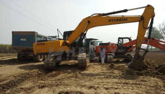 Hyundai R215 Poclain for Sale