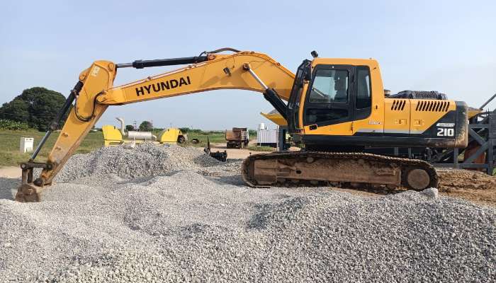 Hyundai Smart R210 Hydraulic Excavator for Sale