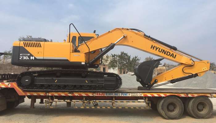 Hyundai Excavator 